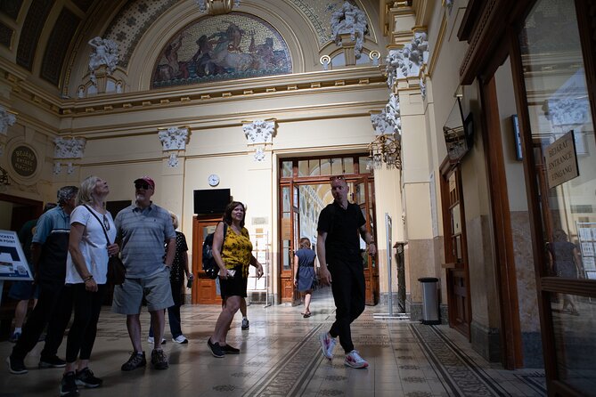 Private Budapest Walking Tour with Cake & Coffee - Széchenyi Baths and Pool: A Quick Glimpse at Budapest’s Thermal Life
