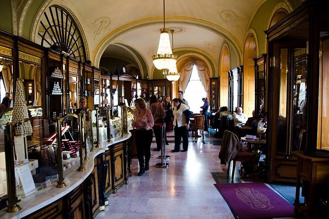 Private Café Wandering: Excursion through Budapest’s Belle Epoque - Starting at Vörösmarty tér and Café Gerbeaud’s grand welcome