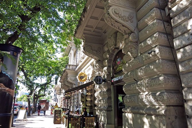 Private City Tour in Budapest 6 hours - Heroes Square: Budapest’s national symbols in 30 minutes