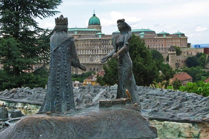 Private City Tour in Budapest 6 hours - Kossuth Lajos Square and Parliament Building views