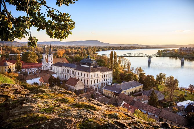Private Danube Bend Experience with a comfortable air conditioned car - Timing that works for a full day outside Budapest