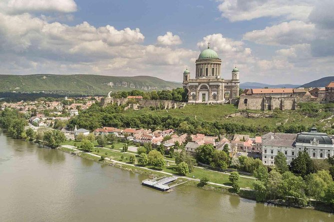 Private Danube Bend Experience with a comfortable air conditioned car - Price and value: what you are paying for
