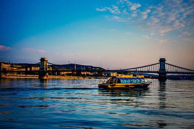 Private Danube Sightseeing Cruise in Budapest - Weather reality in Budapest, and how to protect your plan