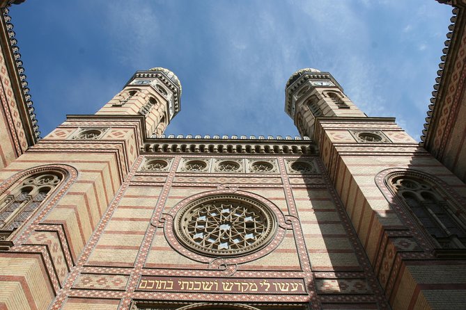 Private Jewish Heritage Tour including Hotel Pickup - The memorial stops that stay with you