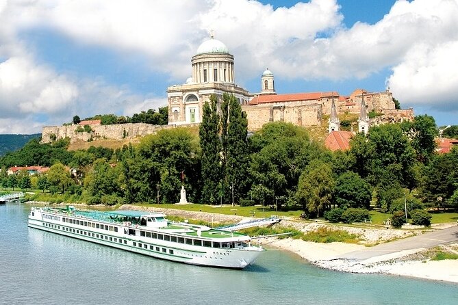 Private or SmallGroup Budapest Danube Bend Tour Lunch and Cruise - Esztergom Basilica: the big Hungarian church and the optional dome view