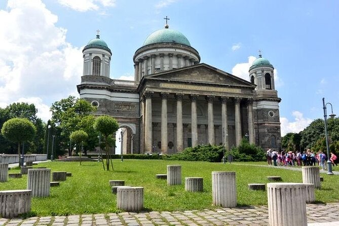 Private or SmallGroup Budapest Danube Bend Tour Lunch and Cruise - Guides, small-group feel, and the human touch