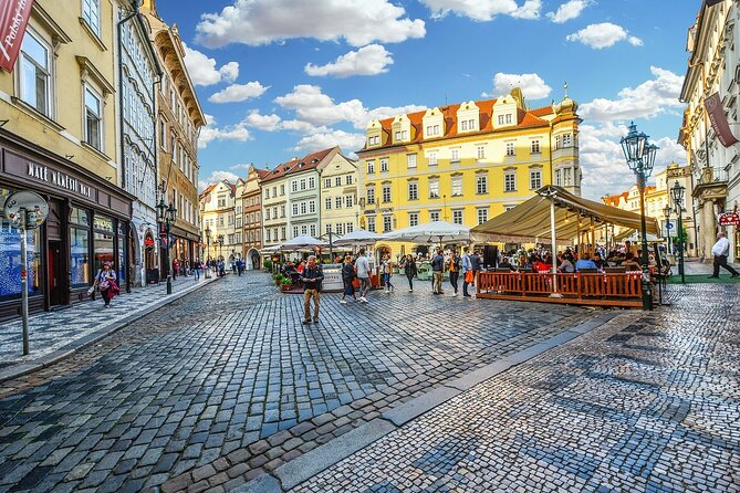 Private Transfer from Budapest to Prague with 2 hours for sightseeing - Price and value at $439.50 per person