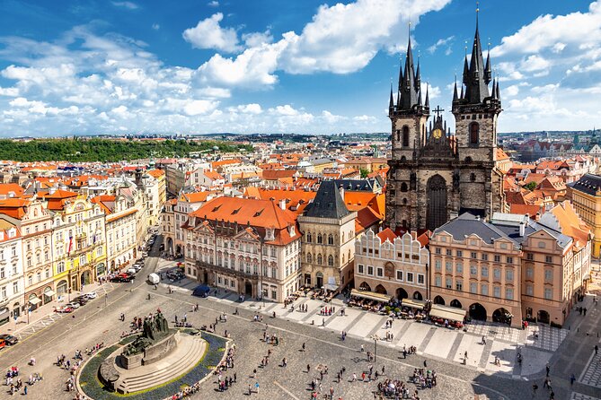 Private transfer from Budapest to Prague with 2h for sightseeing - Timing and what to do during those 2 hours