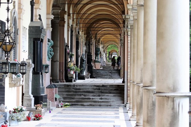 Private transfer from Budapest to Zagreb, 2h stop for sightseeing - Tickets, Meals, and the Small Costs You Should Expect
