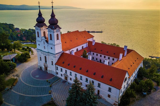 Private Transfer from Vienna to Budapest or Budapest to Vienna - What is not included, and how to plan around it