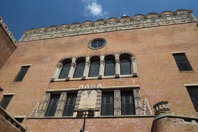 Private Walking Tour in The Jewish District Budapest - Who should book this Jewish District tour, and who might not love it