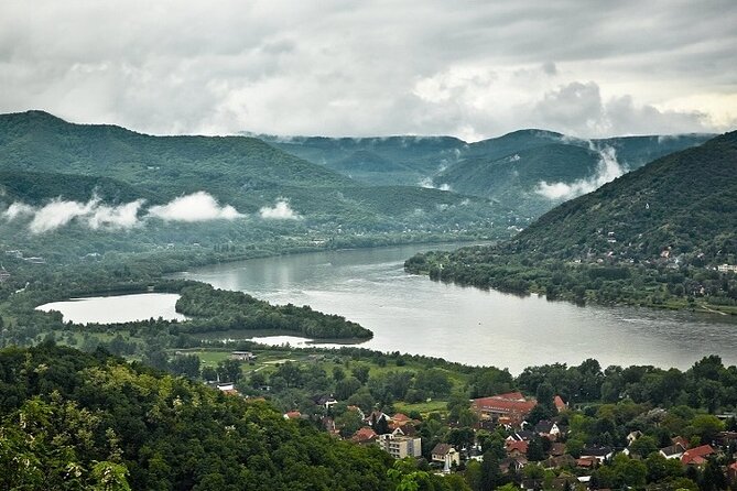 Scenic Danube River bend hills & the Art Town: Private Car Tour - Stop 2: Szentendre, Cobblestones, Churches, and Art Shops