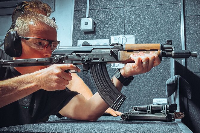 Shooting Experience ALL IN Package in Budapest - Quick hits