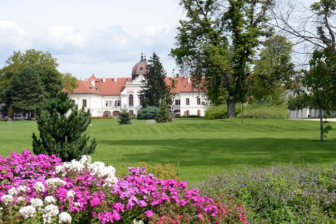 Sisi's Godollo Palace Tour from Budapest - Getting to the meeting point near Báthory utca