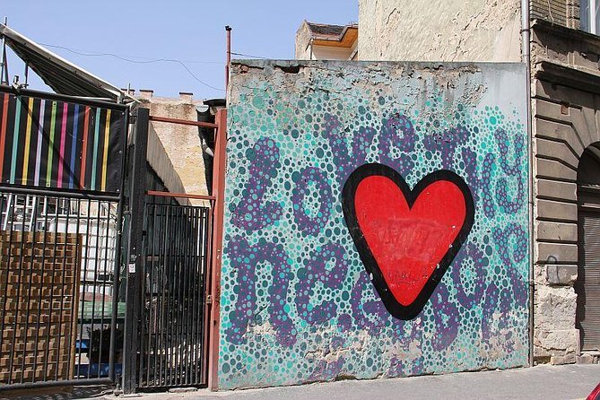 Street Art Tour Budapest - Stop-by-stop flow: what each segment feels like