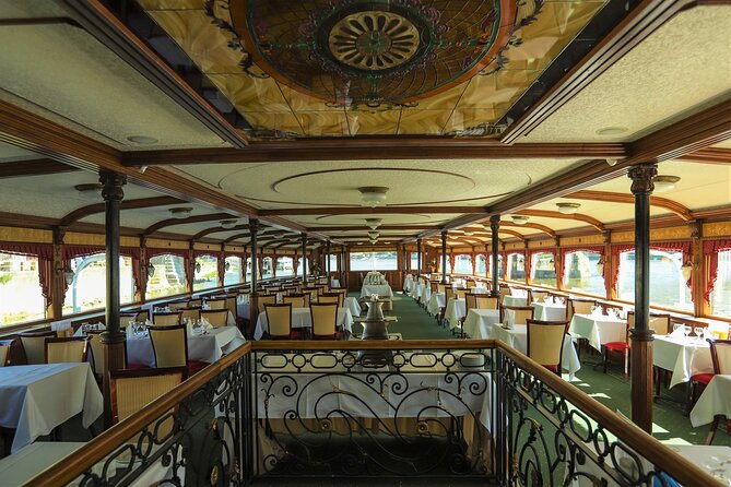 Summer Danube Brunch Cruise in Budapest - Boarding at Akadémia 2, find the Gróf Széchényi