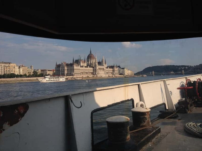 Szentendre: self-guided bicycle tour from Budapest - Budapest sights by bike: St. Stephen’s Basilica to Parliament views