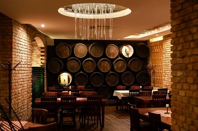 Traditional Hungarian Dinner with Live Gypsy Music - Who should book this, and who might want another plan?