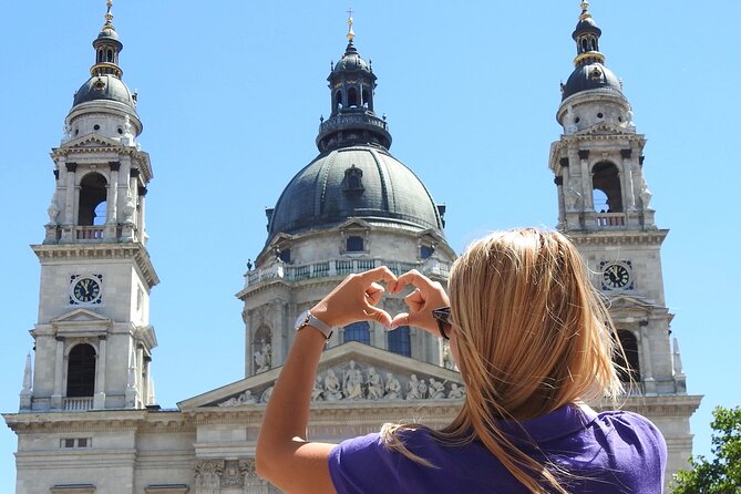 Walking Tour Budapest incl. the Shoes on the Danube Bank - Szent Istvan Bazilika: a grand opener you can see right away
