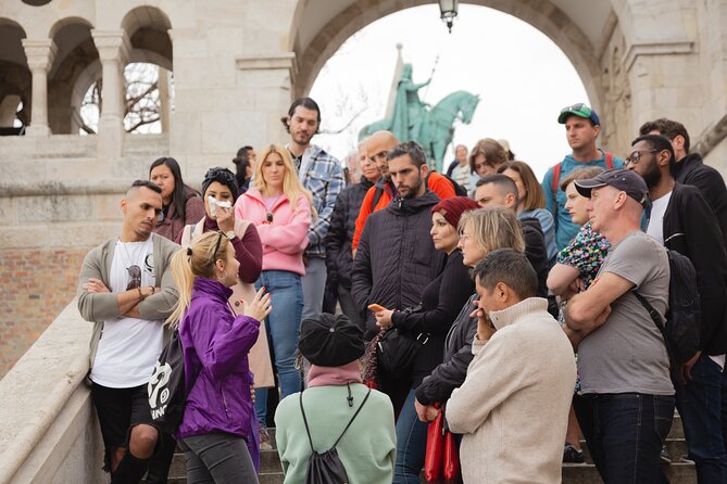 Walking tour in the Buda Castle incl. Fisherman's Bastion - Arpád Tóth Promenade (Setany): the “Hungarian Beverly Hills” viewpoint vibe