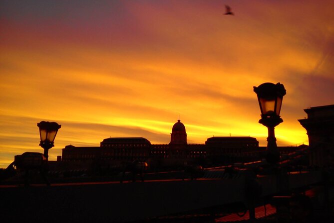 Welcome to Budapest Evening Walk - Why this 6:30 PM walk makes sense in Budapest