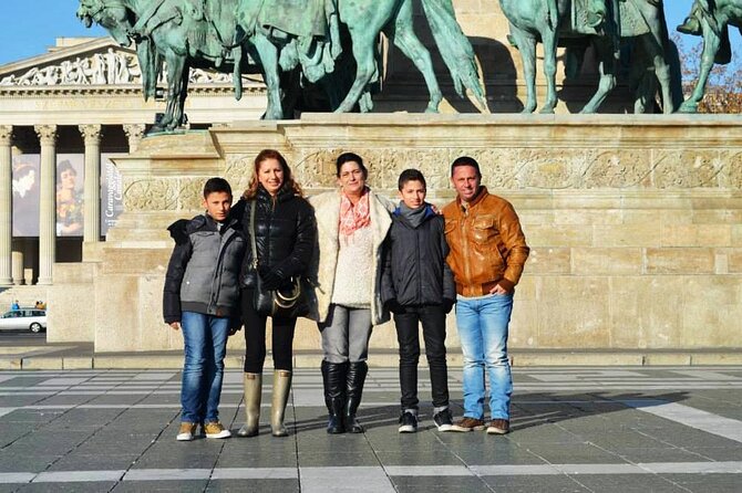 Wonders of Budapest, private tour by car! - Szent Istvan Bazilika and St. Stephen’s Holy Right Hand